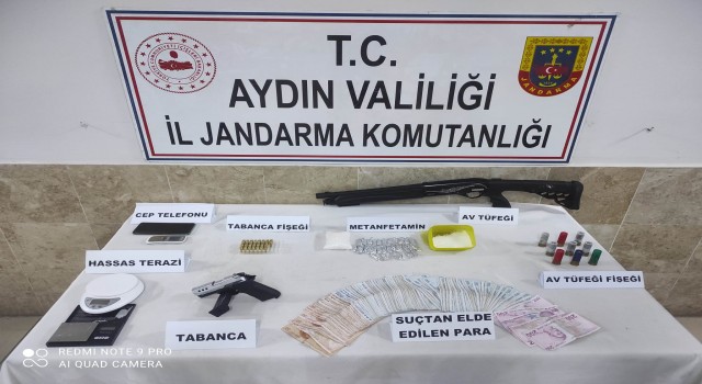 Aydın'da 1 kilonun üzerinde uyuşturucu madde ele geçirildi