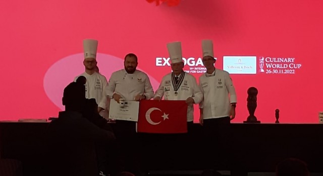 Kuşadası Belediyesi sponsorluğunda uluslararası gastronomi başarısı