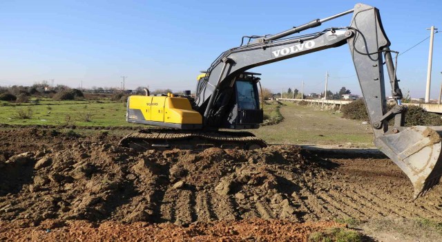 Kardeşköy Futbol Sahası çalışmalarI başladı