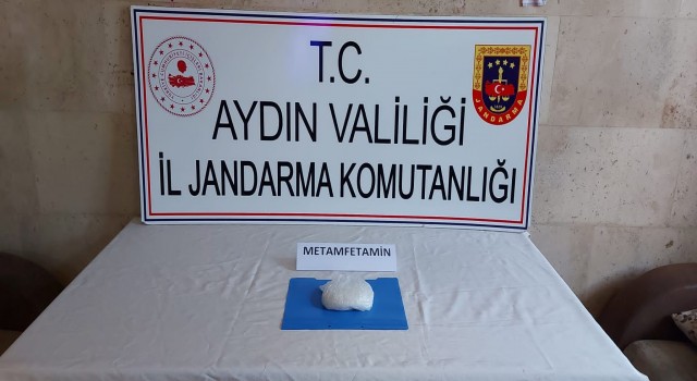 Aydın'da narkotik köpeği uyuşturucu yakaladı