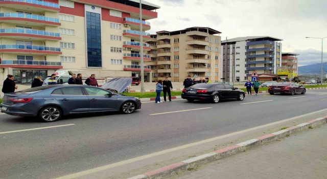 Buharkent’te zincirleme kaza