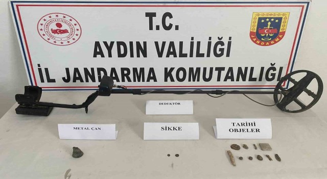 Jandarma ekiplerinden izinsiz kazı yapan şüphelilere suçüstü