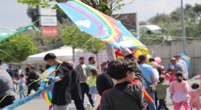 Söke Belediyesi Uçurtma Şenliği 23 Nisan’a renk kattı