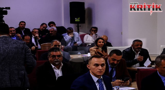 Efeler Halkına Büyük Saygısızlık: Meclise Geldi, Gündemi Beklemeden Gitti