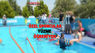 Didimli özel sporcular yüzme öğreniyor