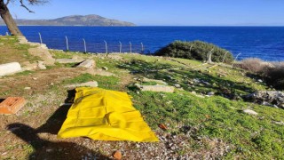 Kuşadası açıklarında biri hamile 2 mülteci can verdi