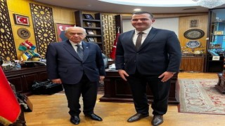 MHP Lideri Bahçeli, Aydın’daki çalışmaları MYK Üyesi Pehlivan’dan dinledi
