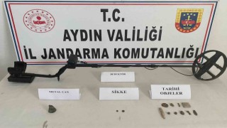 Jandarma ekiplerinden izinsiz kazı yapan şüphelilere suçüstü