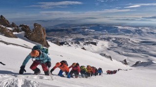 Aydınlı dağcılar, Anadolu’nun Olimpos’una tırmandı