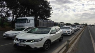 Aydın'da otoyol kapanınca trafik felç oldu