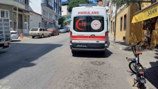 Yayaya çarpan elektrikli bisiklet sürücüsü yaralandı