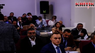 Efeler Halkına Büyük Saygısızlık: Meclise Geldi, Gündemi Beklemeden Gitti