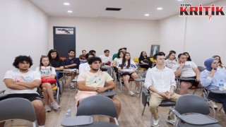 Efeler Belediyesi’nden öğrencilere sınav öncesi rehberlik desteği